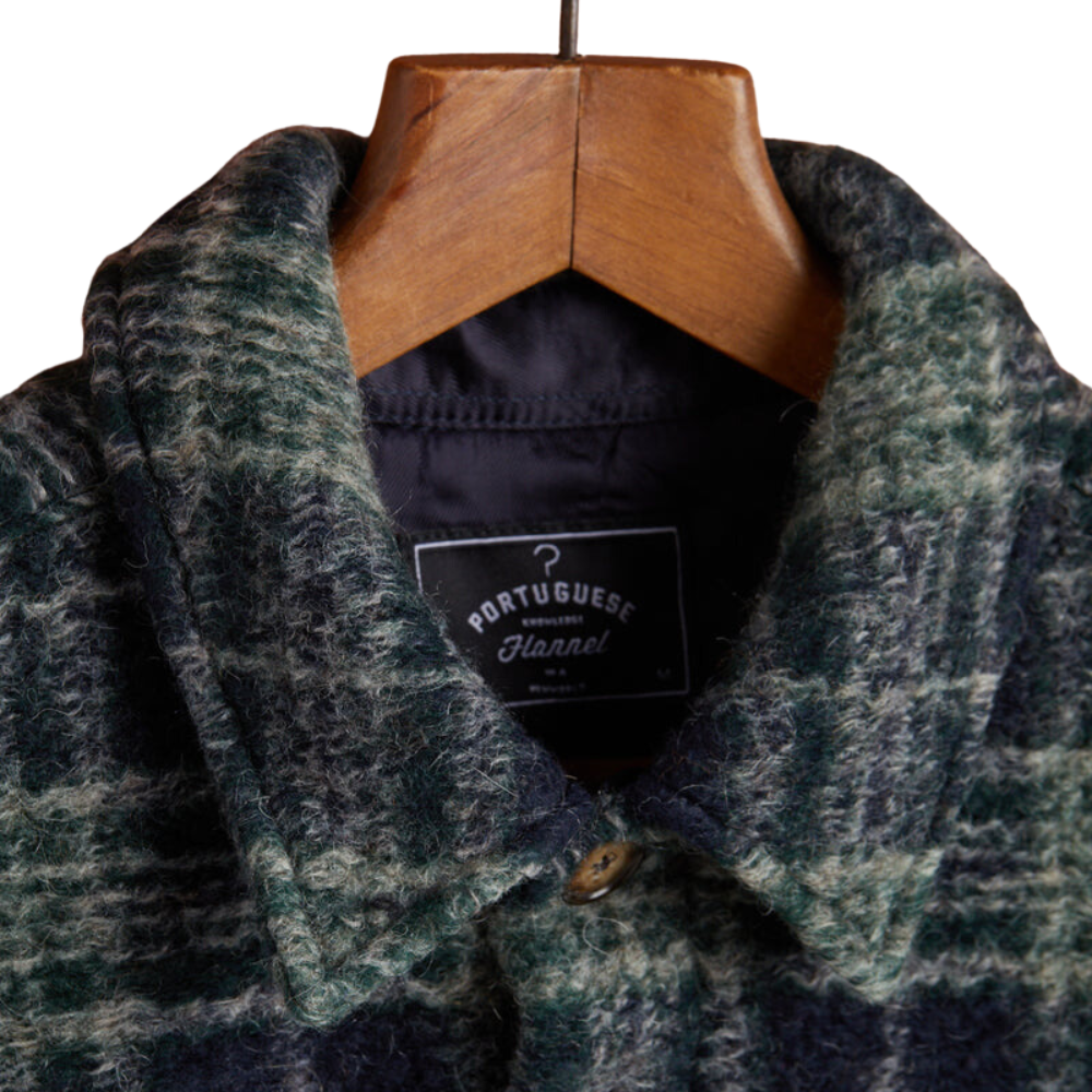 Portuguese Flannel Pic Overshirt in Navy